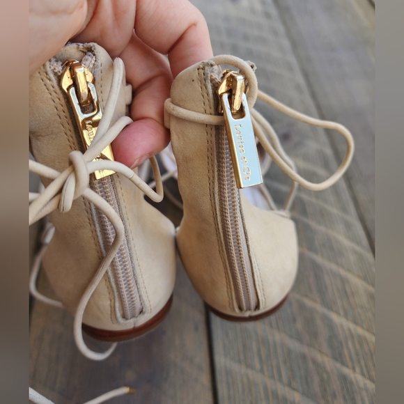 Louise Et Cie Elegant Beige Cream Lace-Up Women's Ballet Falts Shoes Sz 9 - Picture 4 of 11